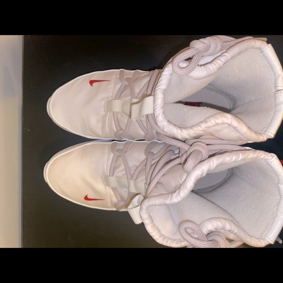 Nike Tanjun High Rise - Picture 10 of 11